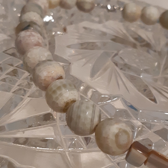 Polished Stones Necklace, 16" Long With Silver Tone Triangle Pendant, Chunky Sty - Picture 16 of 16